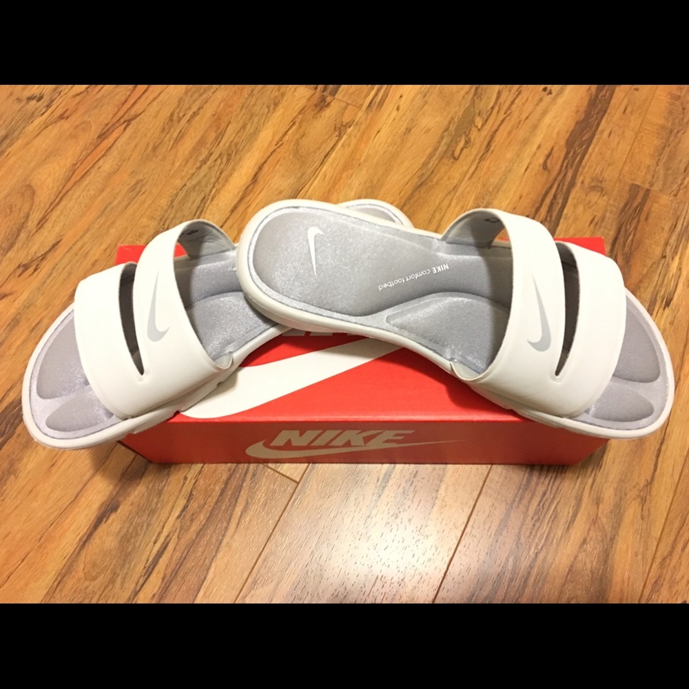 Nike ultra comfort slide women’s sandals - Picture 5 of 5